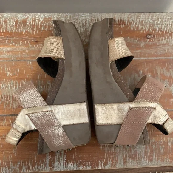 OTBT Bushnell sandals - Picture 5 of 12